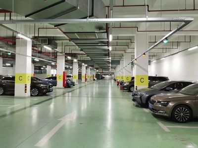 城市通勤新選擇 寶山最大P+R停車場(chǎng)升級(jí)改造，無(wú)縫銜接共享自行車服務(wù)