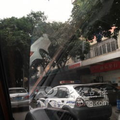 石灣街道行政服務(wù)中心停車場(chǎng) 共享自行車服務(wù)的便捷實(shí)踐