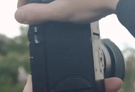 時光留影 富士推出新一代拍立得相機(jī)Instax Mini 12